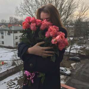 Работа для девушек в сфере эскорта - объявление