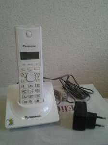 Радиотелефон Panasonic KX-TG1711UAW белый, состояние нового. 500 грн - оголошення