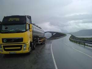 Робота водія категорії C+E в Польщі і Скандинавії - объявление