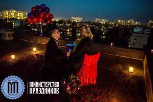 Романтическое предложение руки и сердца на крыше в Одессе