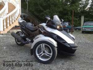 СРОЧНО ПРОДАМ В СВЯЗИ С ОТЪЕЗДОМ!!! brp can-am spyder