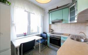 Сдам 2х комн кв-ру в центре по ул.Романа Шухевича 3500 грн/мес