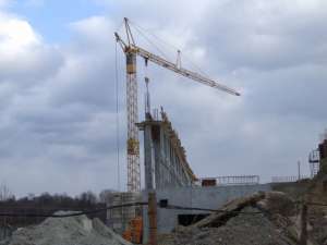 Сдам в аренду немецкий самомонтирующийся башенный кран LIEBHERR 35 К
