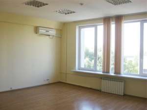 Сдам офис40м.кв. на бул.Л.Украинки, ст.м.Дружбы Народов - объявление