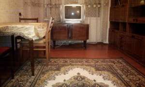 Сдаю 2 комн. квартиру, пр. Ильича, посуточно, ДОБ, Дружба, - оголошення