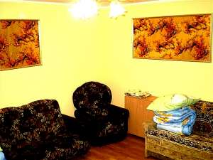 Сдаю посуточно 2-ух ком. кв. в центре Николаева, на Советской (Макдональдс) WI-FI - объявление