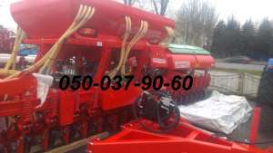 Сеялка зерновая стерневая GASPARDO GIGANTE 900. Транспортная ширина, 5.30 м Рабочая ширина 9 м Максимальное количество рядов шт. 5