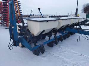 Сеялка точного высева Kinze 3000 б.у. - объявление