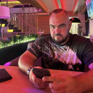 Сильний екстрасенс і маг Сергій Кобзар. Приворот, зняття порчі, усунення негативу. - объявление
