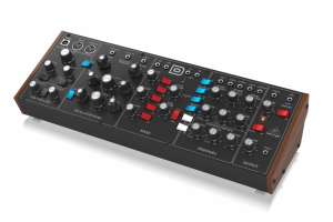 Синтезатор Behringer Model D Analog Synthesizer - оголошення