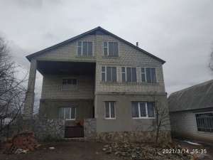 Срочно продам 2 этажный дом в Дергачах - оголошення