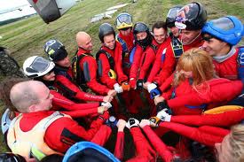 Тимбилдинг (team building) на природе в загородном комплексе. - оголошення