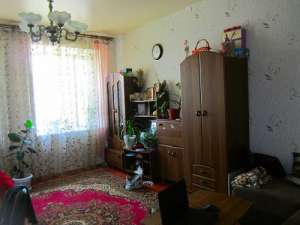 Трёхкомнатная квартира, 68 м2, 2/2 этаж кирп дома, в Таганроге. - объявление