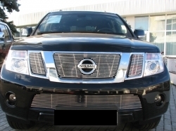 Тюнинг авто. Предлагаем радиаторные решетки и решетки бампера Nissan Pathfinder 2004. - оголошення