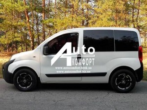 Установка автостекол на автомобиль Fiat Fiorino, Citroёn Nemo, Peugeot Bipper - оголошення