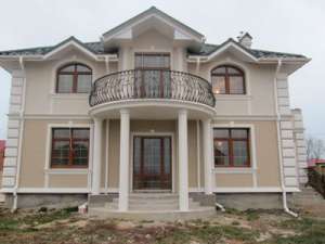 Фасадная лепнина из пенопласта и гипса