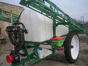 Функціональний оприскувач Spray Profi 3000-21 - оголошення