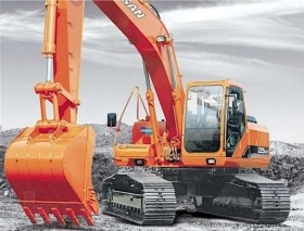 Экскаватор Doosan в наличии в г. Благовещенске - оголошення