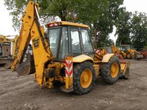 Экскаватор погрузчик JCB 4CX, 1999 год, 19 000€ - оголошення