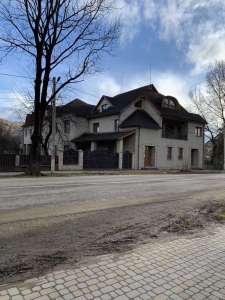 продаж 45-к будинок Рахівський, Ясіня, 205000 $ - объявление