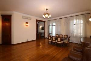 продаж 4-к квартира Київ, Шевченківський, 389000 $ - объявление