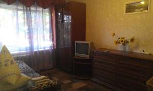 сдаю посуточно и почасово 2 комн.кв. на нивках,Экспоплаза - объявление