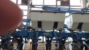 ѳ Kinze 3600