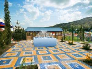 ����� � ������ 2015, ��������� Be Happy - ����������