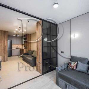 ������ 1-� �������� ���, ����������, 105000 $