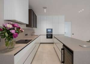 ������ 4-� �������� ���, ����������, 750000 $