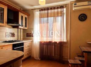 ������ 4-� �������� ���, �����`�������, 137000 $