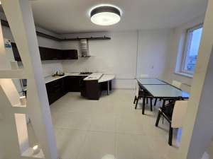 ������ 4-� �������� ���, ������������, 220000 $ - ����������