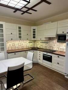 ������ 5-� ������ ����������, ����, 195000 $