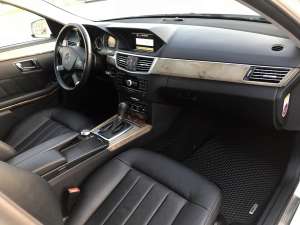 ������ Mercedes-Benz E 200 CGI - ����������