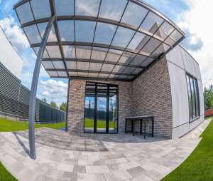 ������ ������� � ���� Hi-tech � ��� ����������, ������� �������, 135�2