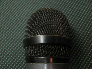 ������ �������� SENNHEISER E835