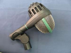 ������ �������� ��� ���-����� AKG D 112