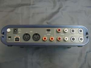 ������ �������� ����� M-Audio Fast Track Pro - ����������