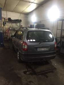 ������ ���������� Opel Zafira �� ��������