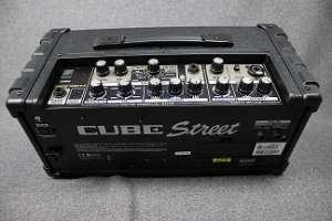 ������ �������������� Roland Cube Street Black