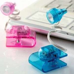 �������,�������-�������